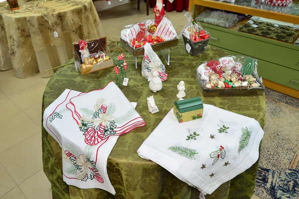 Exposition De Noel Des Chaine Des Amis